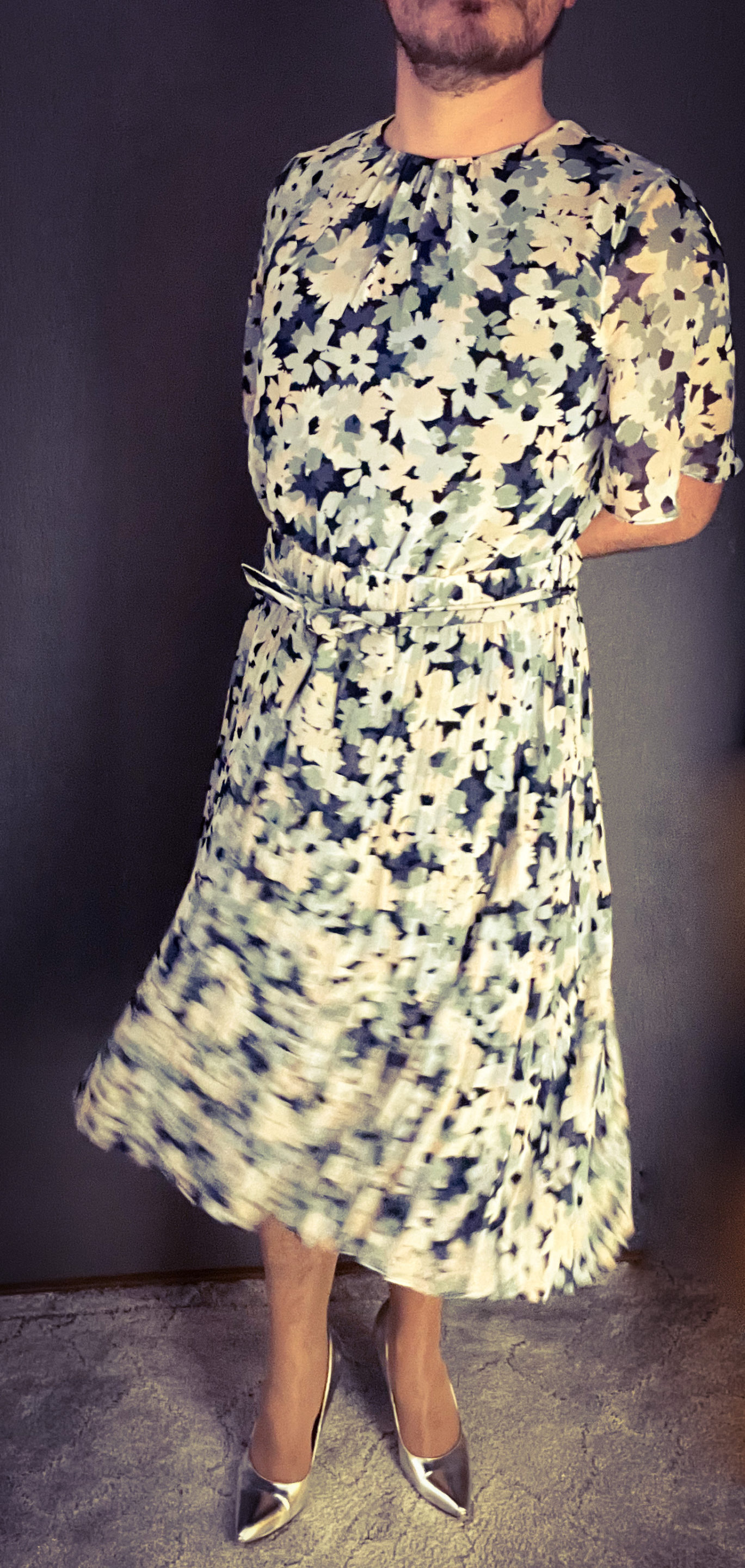 Outfit photo, dress for men