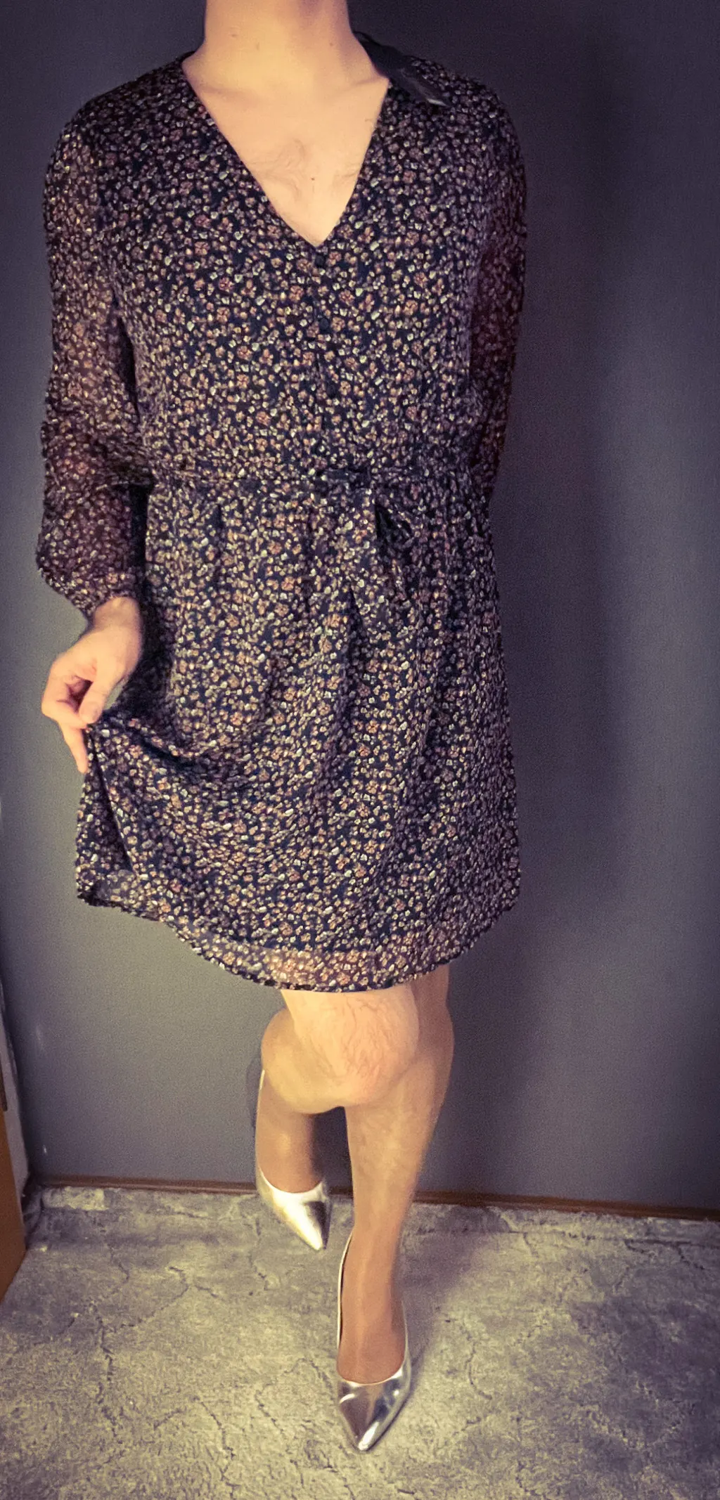 Outfit photo, dress for men