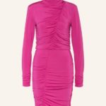 Dress in a bold, bright color from the colorblocking trend