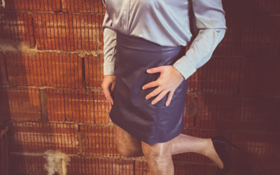 At night all skirts are gray (blue)